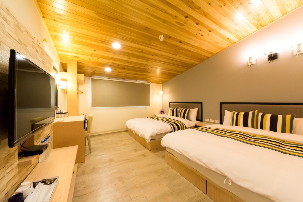 W Hostel 台南 エクステリア 写真