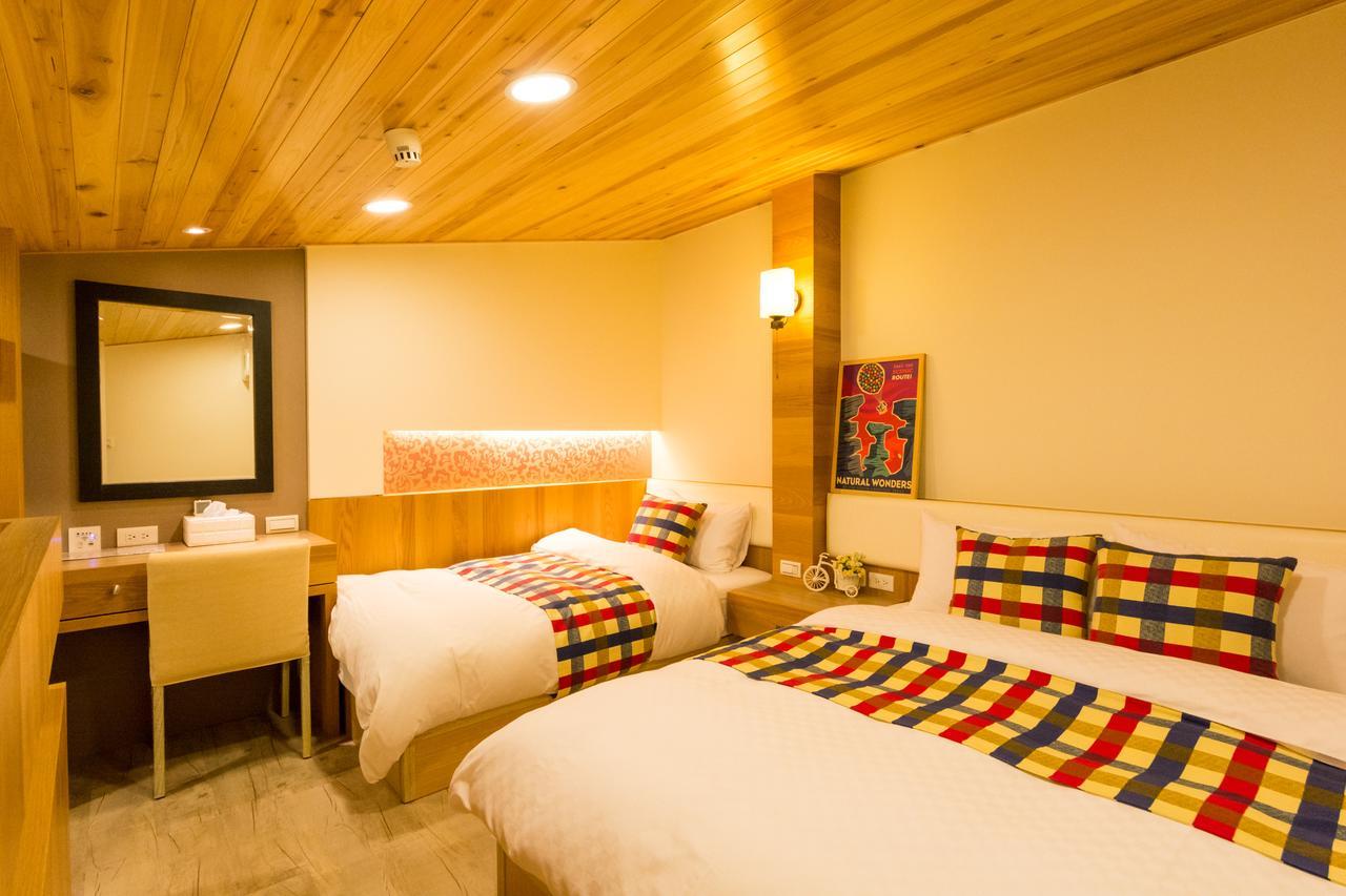 W Hostel 台南 エクステリア 写真